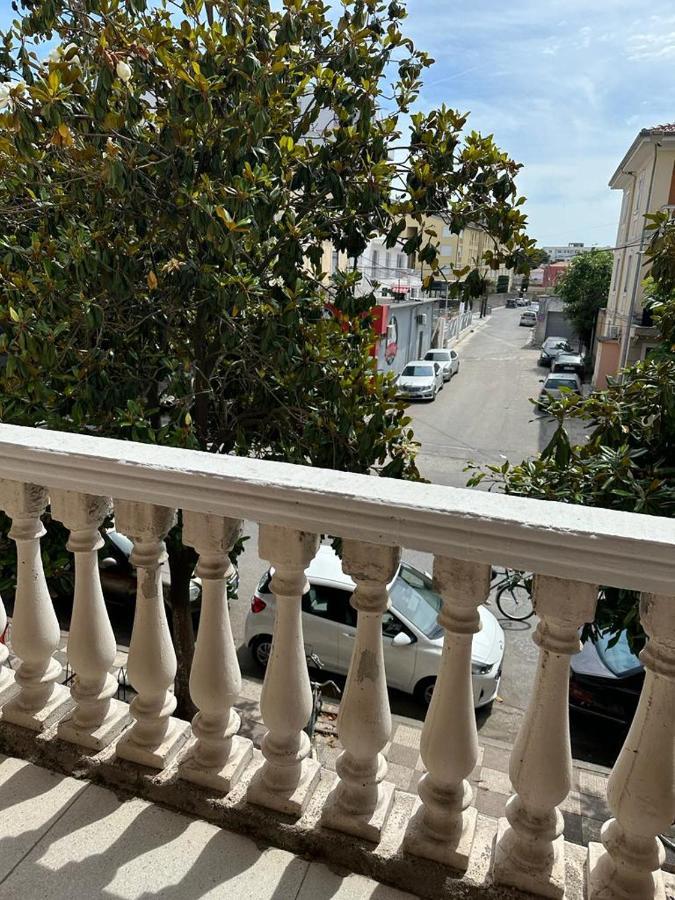 City Center Shkodra B&B Екстериор снимка